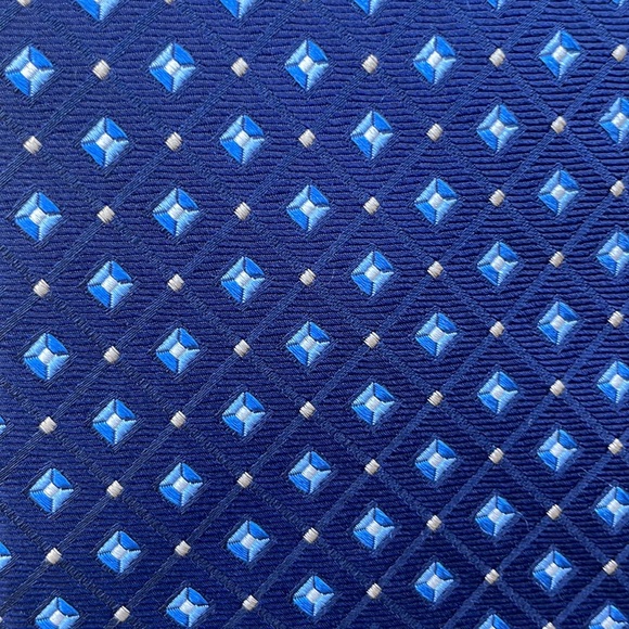 NWOT MENS NAUTICA SILK TIE - Picture 3 of 5